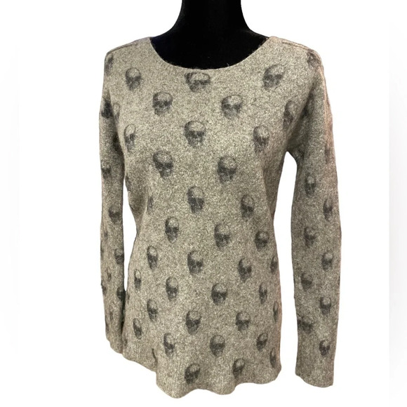 Skull Cashmere Wool Yak Hair CASHMERE WITH SKULL DESIGN Sweater Open Back Small - Picture 1 of 8